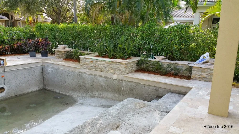 Professional lawn mowing service in Margate, FL - H2eco Land & Waterworks