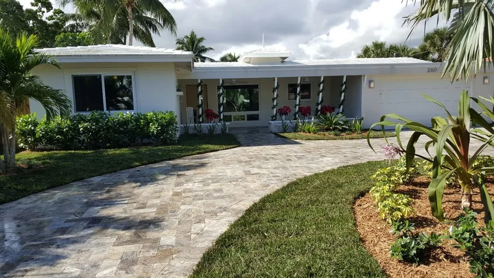 Trusted lawn mowing service in Margate, FL by H2eco Land & Waterworks