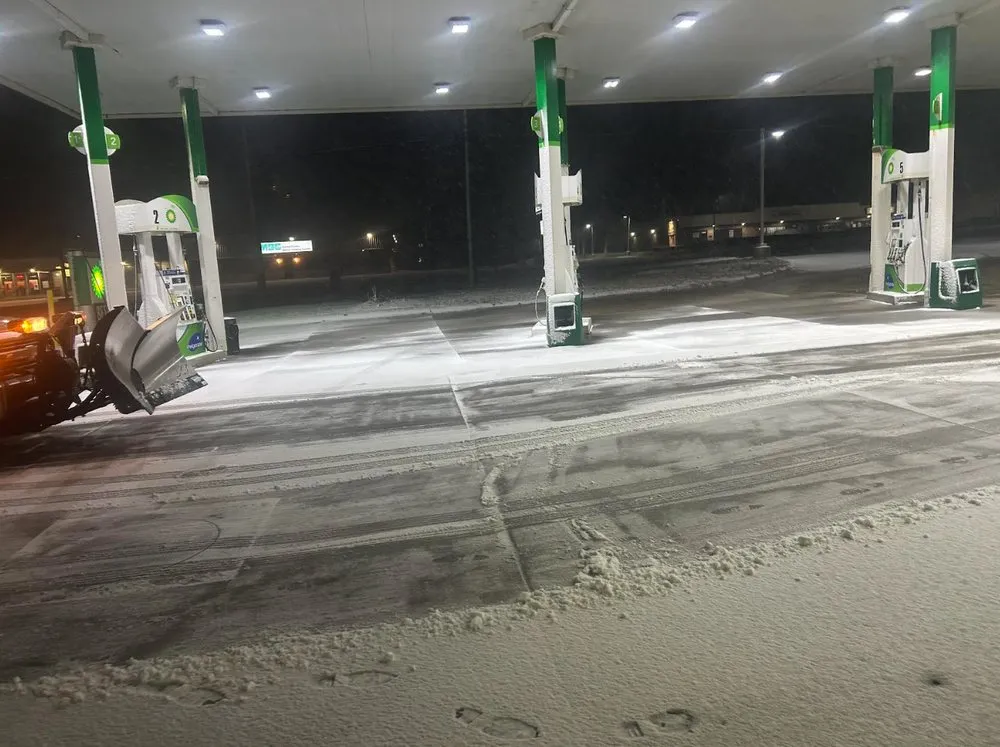 Local residential landscaping for homes across Milford, MI - H2O Lawn And Snow Removel