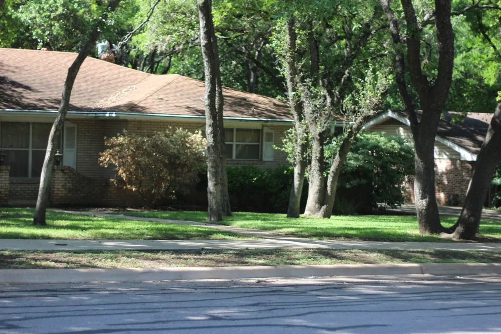 Reliable lawn care service for homes in Austin, TX by H3 Lawn Care