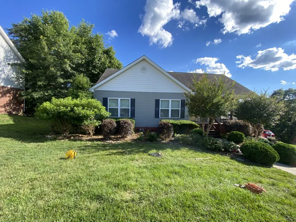 Top-rated lawn care service for residential properties in Middle Valley, TN by HABB lawn and landscaping