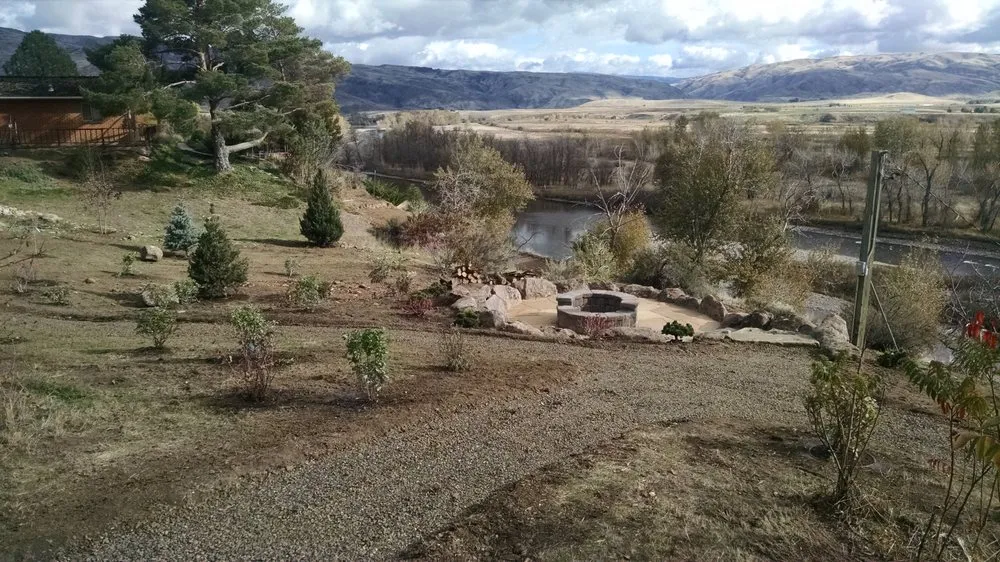 Professional yard maintenance in Eagle, ID by Habiscapes
