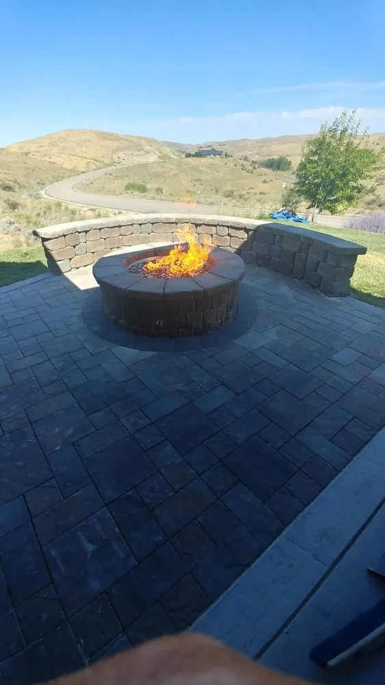 Trusted outdoor landscaping in Eagle, ID - Habiscapes