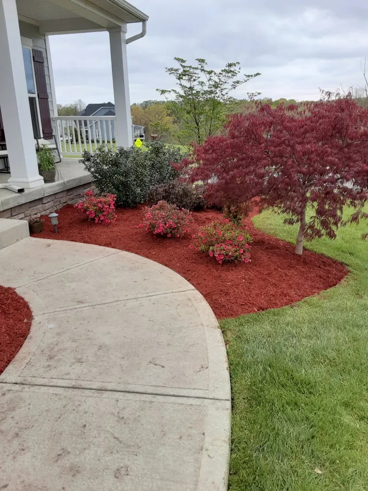 Professional garden landscaping in Pittsburgh, PA - Habraham Lawn Care
