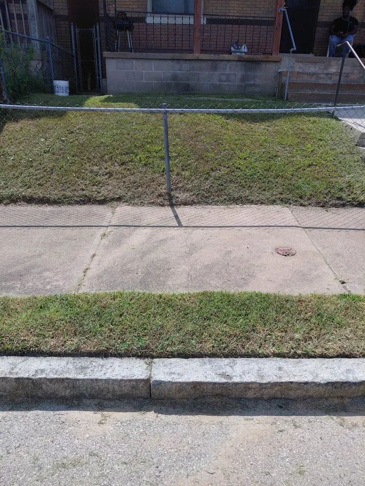 Reliable lawn care service in St. Louis, MO by Hackney Enterprises