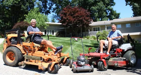 Haddox Lawn Care & Landscaping Logo