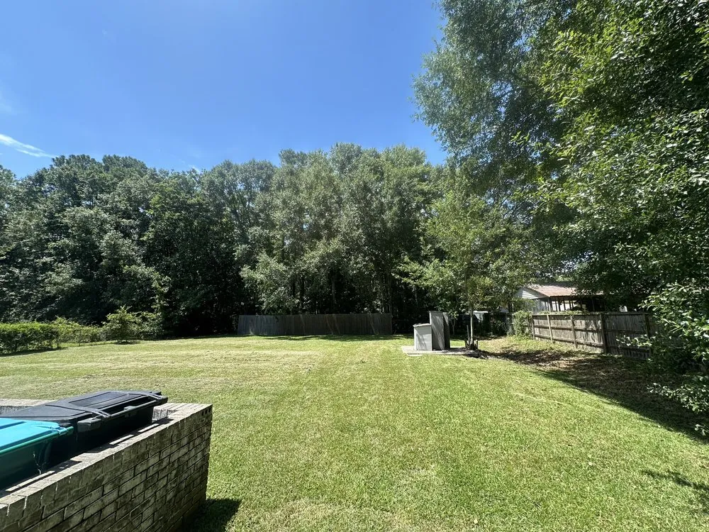 Expert residential landscaping in Ocean Springs, MS - Hadley Lawn & Landscape