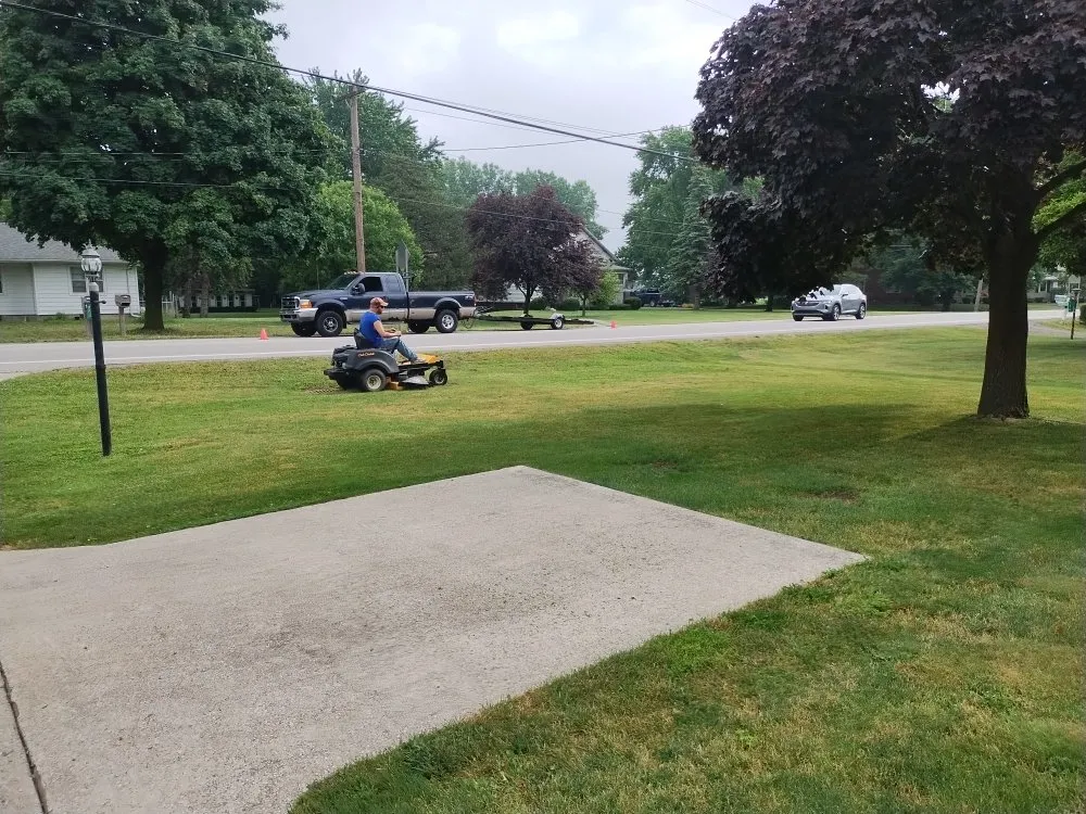 Custom garden landscaping in Bay City, MI - Hafner Lawn Care