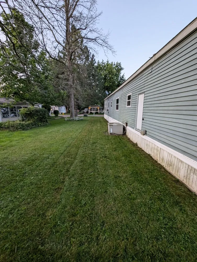 Reliable yard maintenance near you across Albion, NY - Hafner's Hedgers & Lawncare