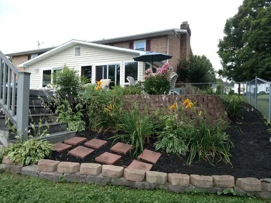 Hagood Landscaping Logo