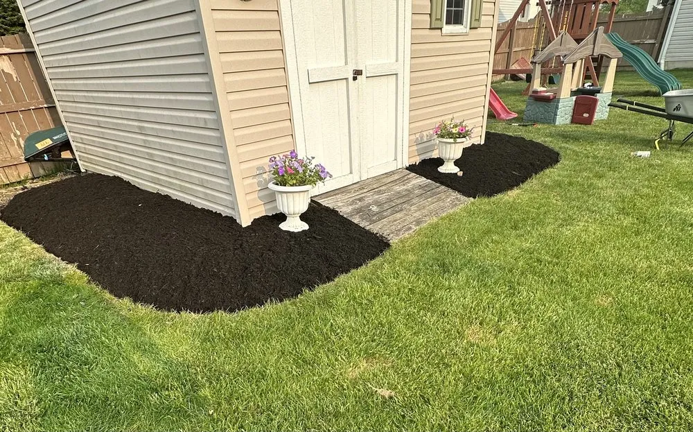 Custom outdoor landscaping with custom design in Sanborn, NY by Halford Services