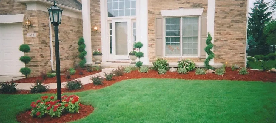 Local yard maintenance for residential properties in Daytona Beach, FL by Halifax Landscaping