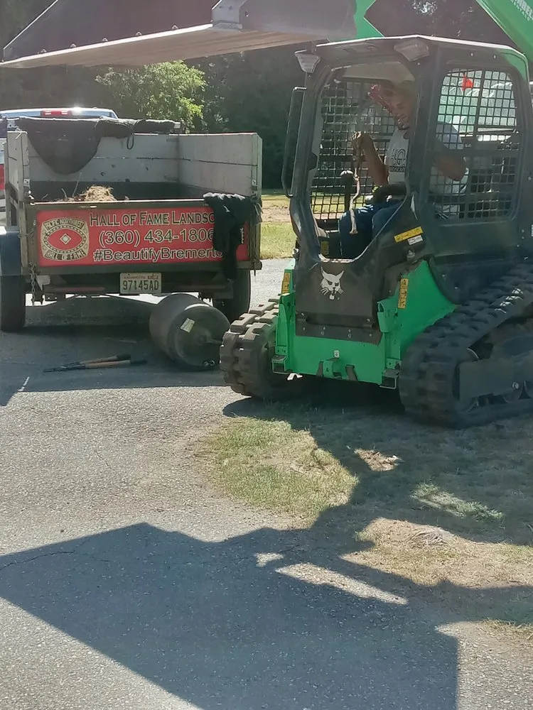 Custom yard maintenance experts serving Bremerton, WA - Hall of Fame Landscaping