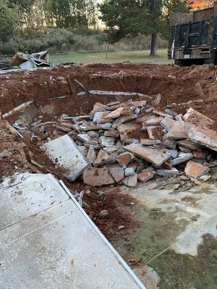 Top-rated yard cleanup service near you across Greenville, SC - Hallas Landscapes