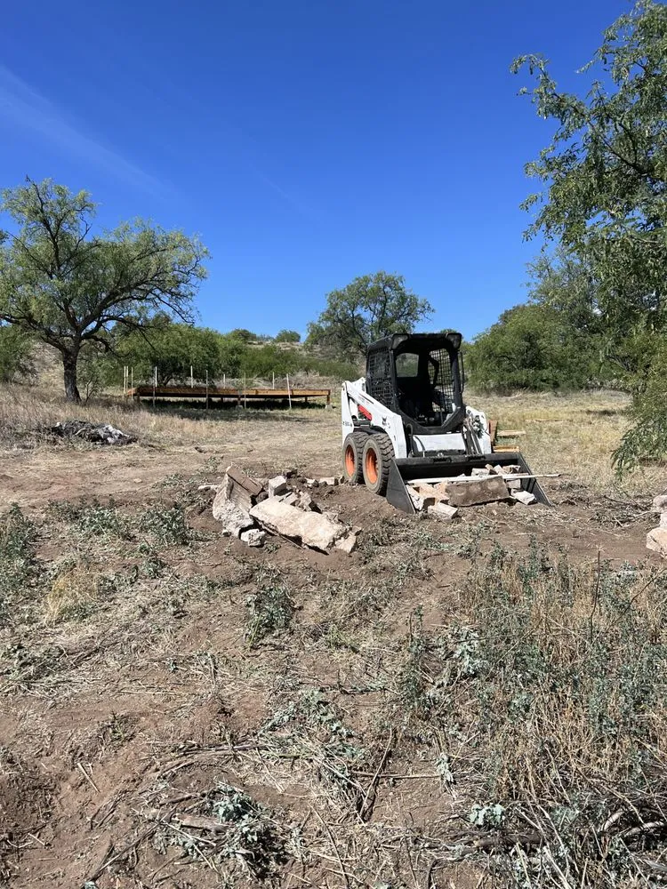 Affordable lawn care service in Vail, AZ by Halligan Hauling