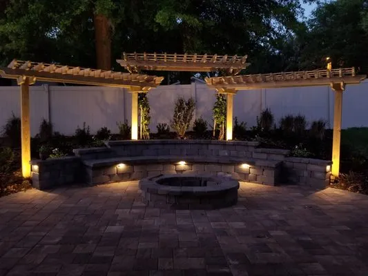 Hall's Complete Landscape Logo