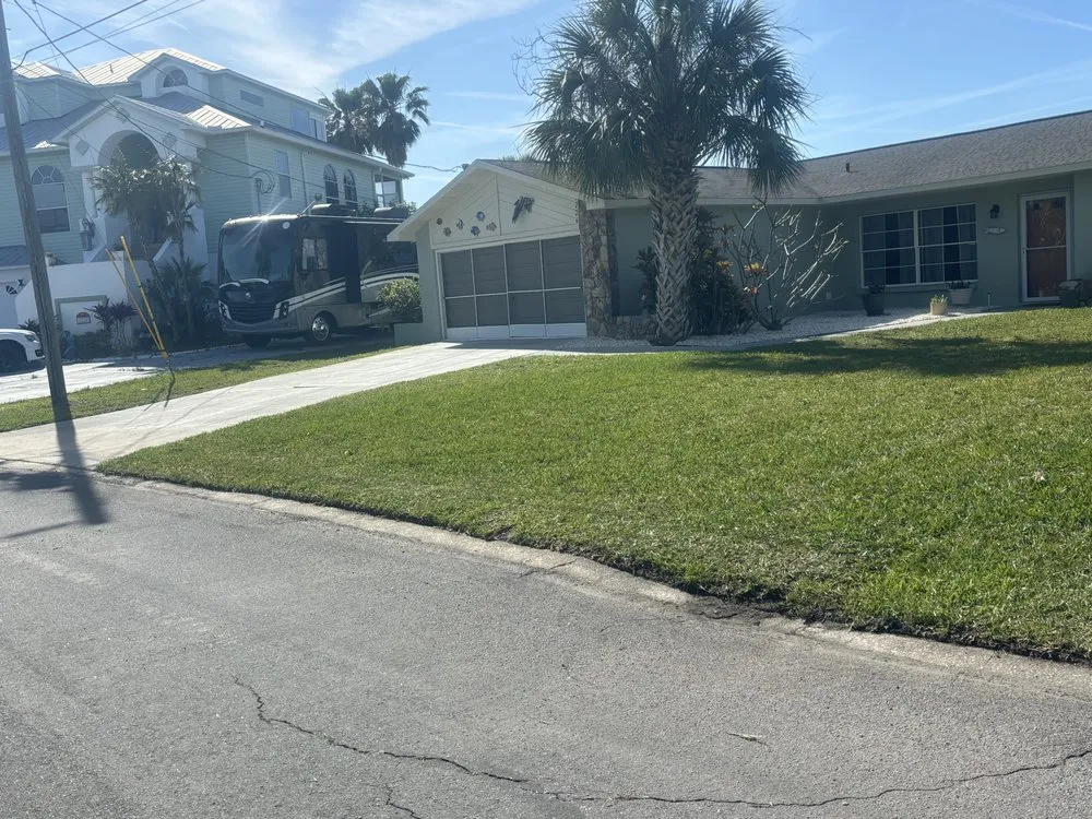 Expert landscaping services in Spring Hill, FL by Hall’s Complete Lawn Care