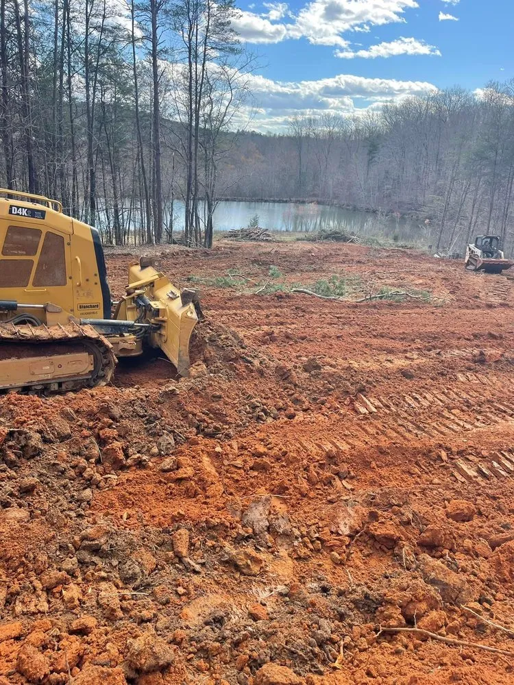 Local garden landscaping for beautiful yards across Spartanburg, SC - Halls Landscaping & Grading