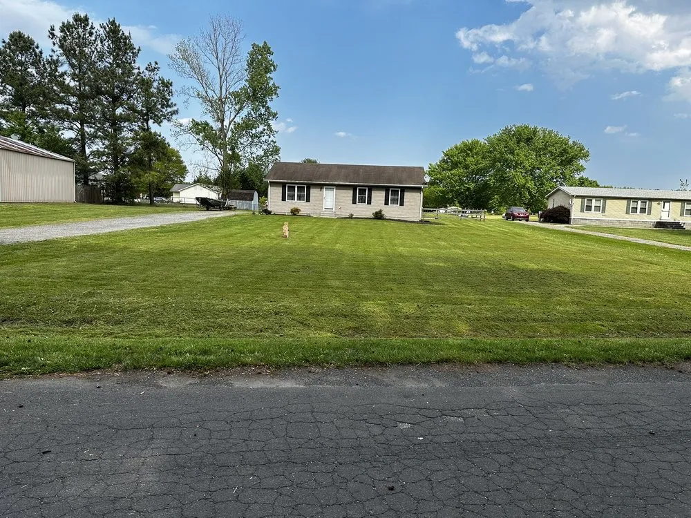 Expert residential landscaping in Hartly, DE by Halls Lawn Care