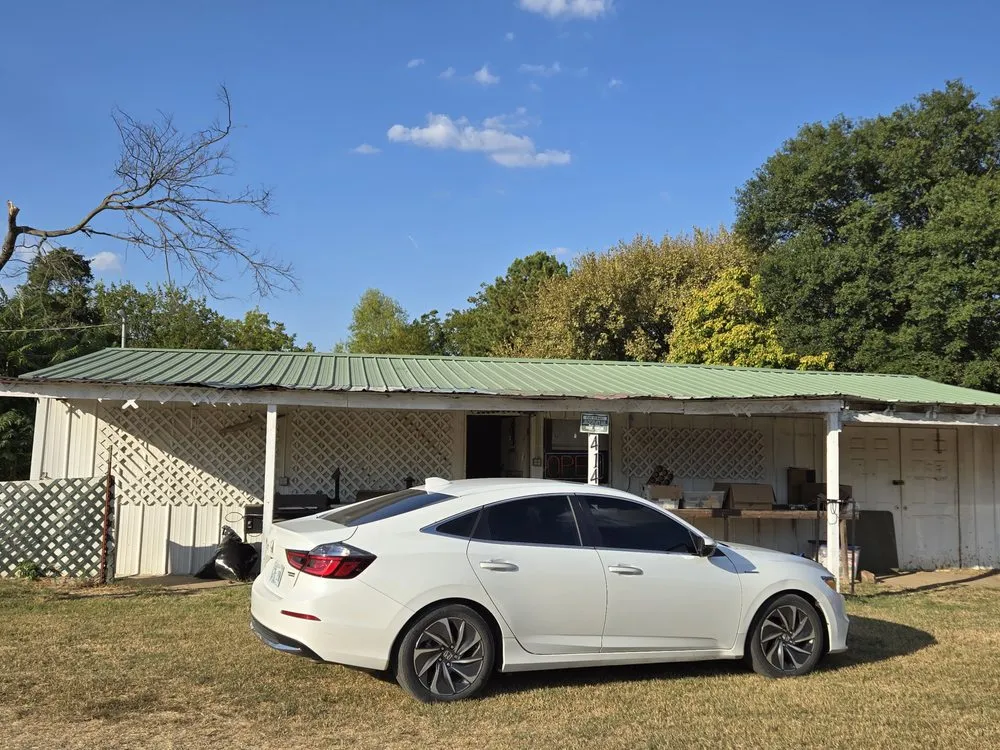 Custom residential landscaping experts serving Hartshorne, OK - Halls Lawn Care