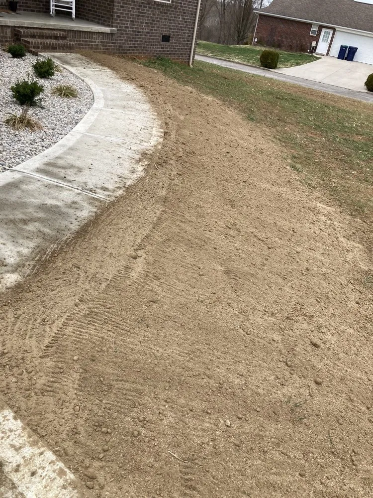 Reliable yard maintenance experts serving Somerset, KY - Halls Lawn Care Service