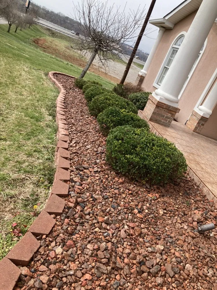 Local landscape design experts serving Somerset, KY - Halls Lawn Care Service
