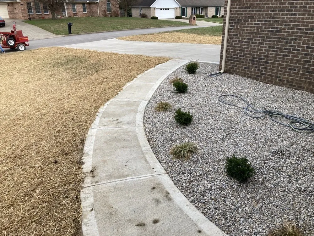 Professional yard cleanup service experts serving Somerset, KY - Halls Lawn Care Service