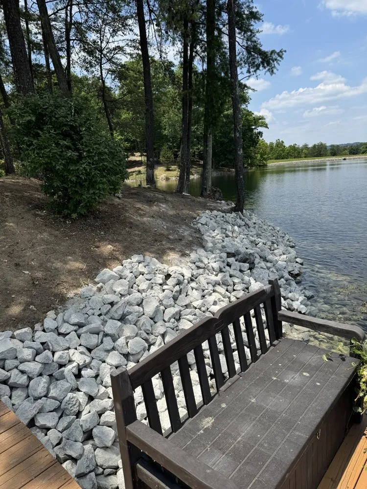 Top-rated lawn mowing service in Clarksville, IN by Hall’s Lawncare & Landscaping