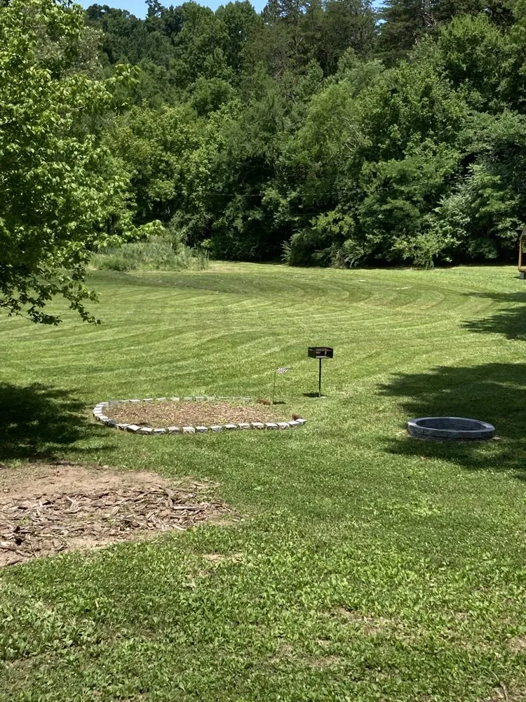Reliable yard maintenance in Newport, TN - Hall’s lawncare