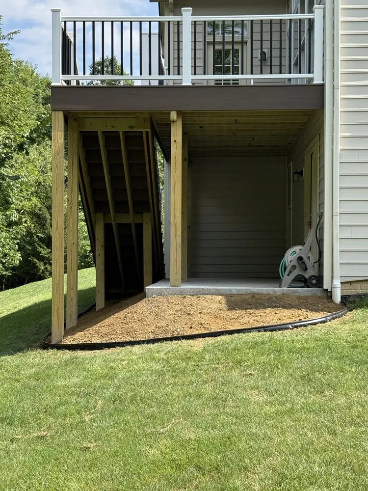 Custom residential landscaping in Barberton, OH - Halls Outdoor Services