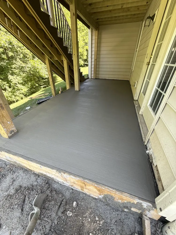 Affordable yard cleanup service experts serving Barberton, OH - Halls Outdoor Services