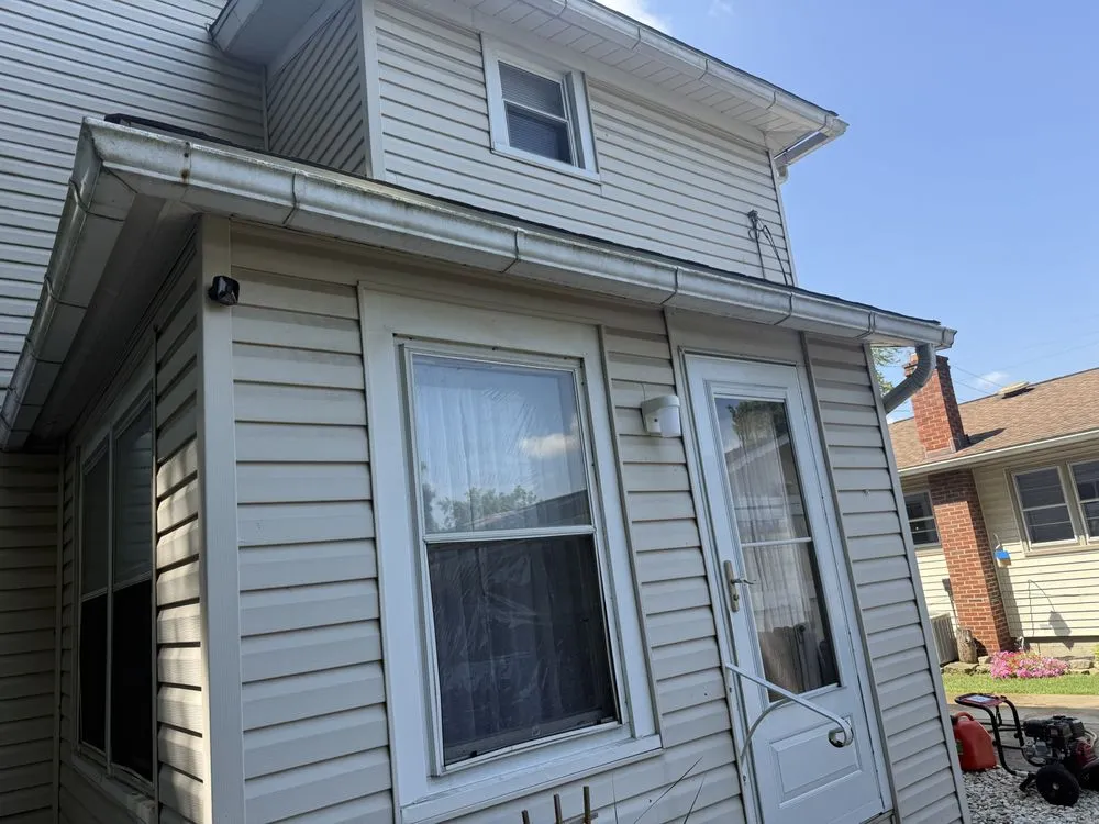 Local landscaping services experts serving Barberton, OH - Halls Outdoor Services