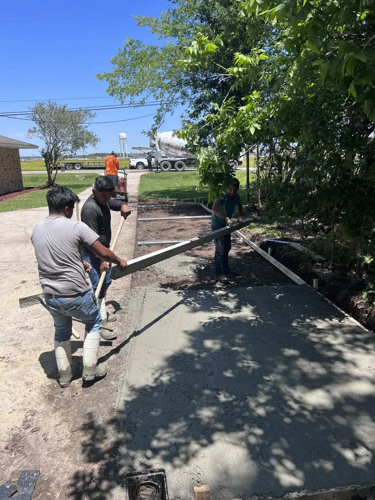 Affordable landscaping services near you in Baton Rouge, LA by Halo Construction & Landscaping