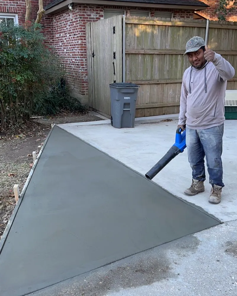 Trusted outdoor landscaping in Baton Rouge, LA by Halo Construction & Landscaping