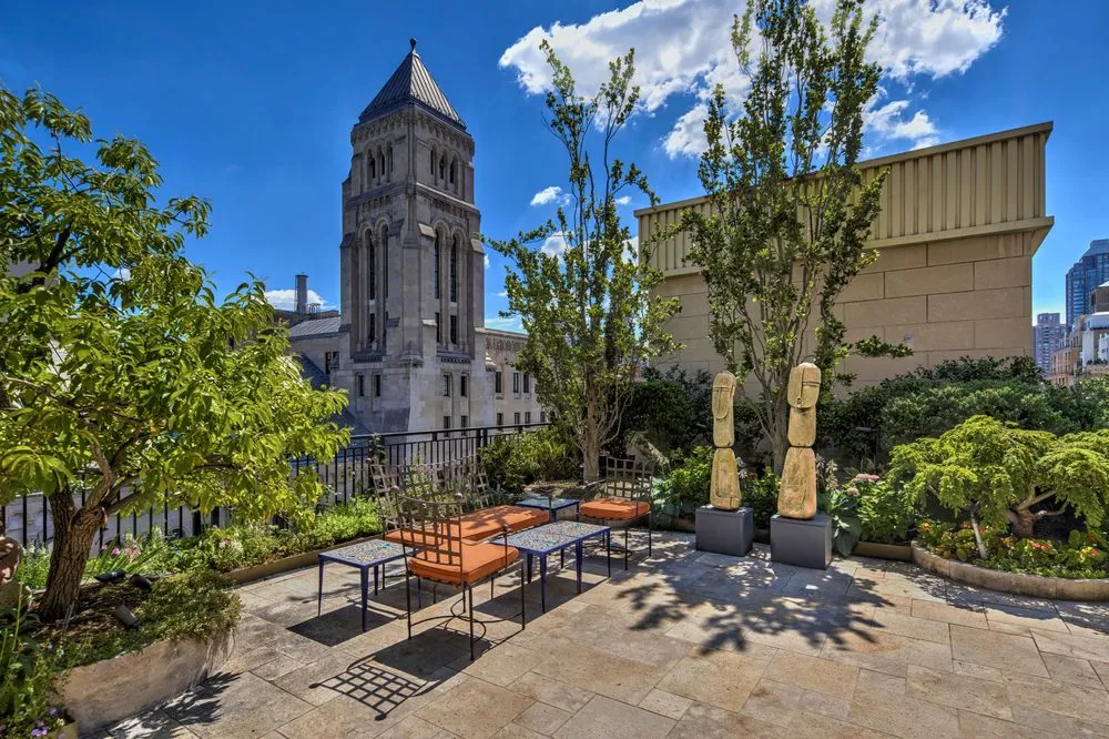 Custom lawn care service in Brooklyn, NY - Halsted Welles Associates