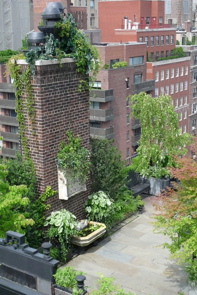 Trusted outdoor landscaping experts serving Brooklyn, NY - Halsted Welles Associates