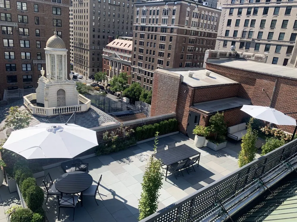 Expert yard cleanup service for homes in Brooklyn, NY by Halsted Welles Associates