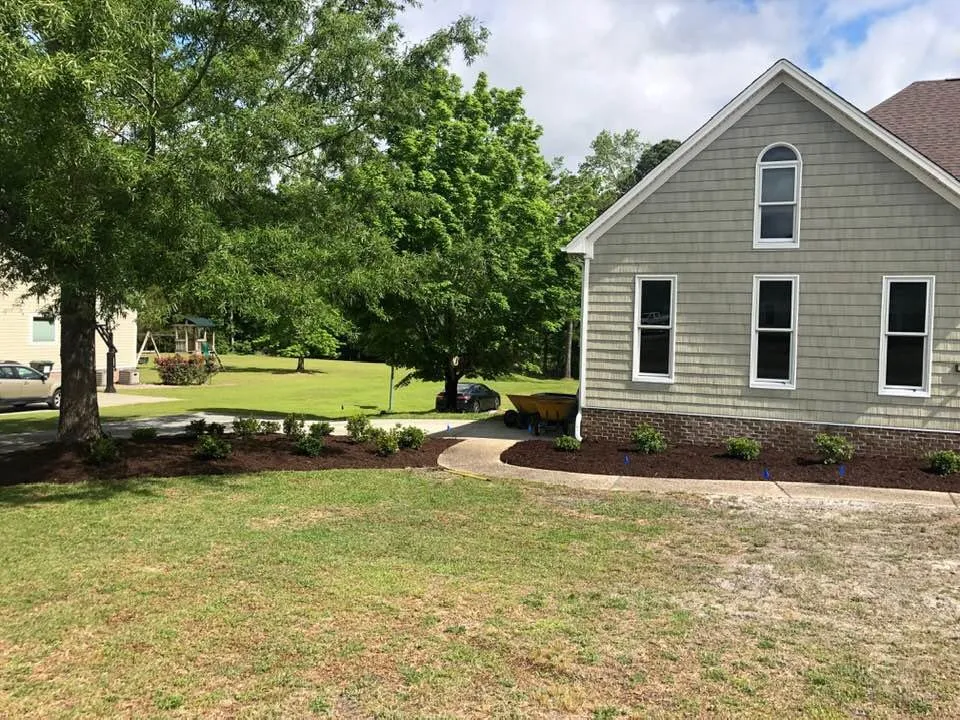 Expert landscaping services in Wilmington, NC by Hambone's Landscaping Service