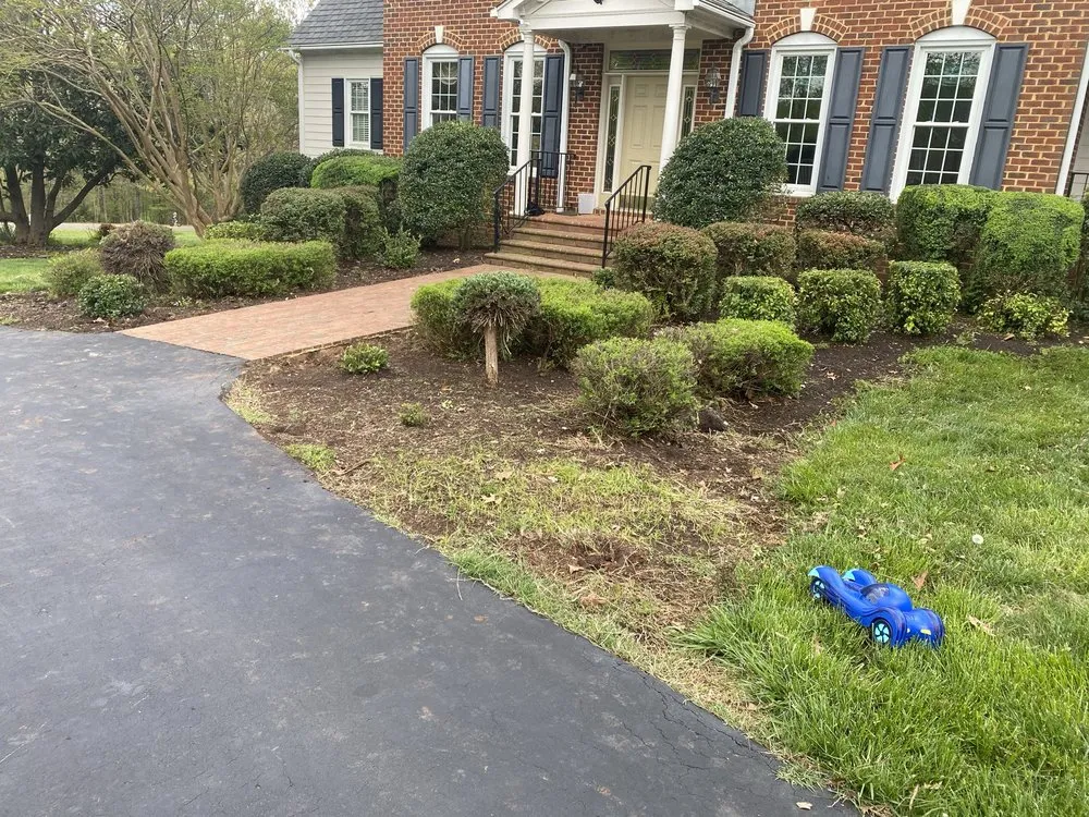 Top-rated yard maintenance for outdoor upgrades in Lynchburg, VA by Hamby’s Lawn Care & Maintenance