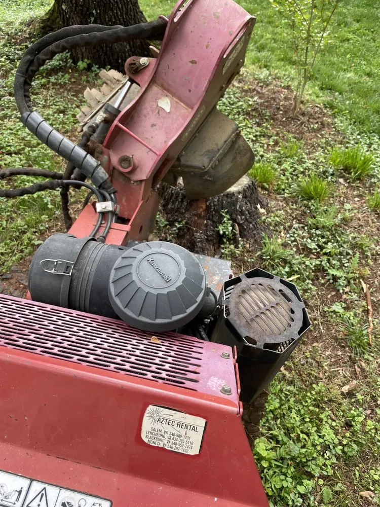 Affordable lawn mowing service for year-round maintenance in Lynchburg, VA by Hamby’s Lawn Care & Maintenance