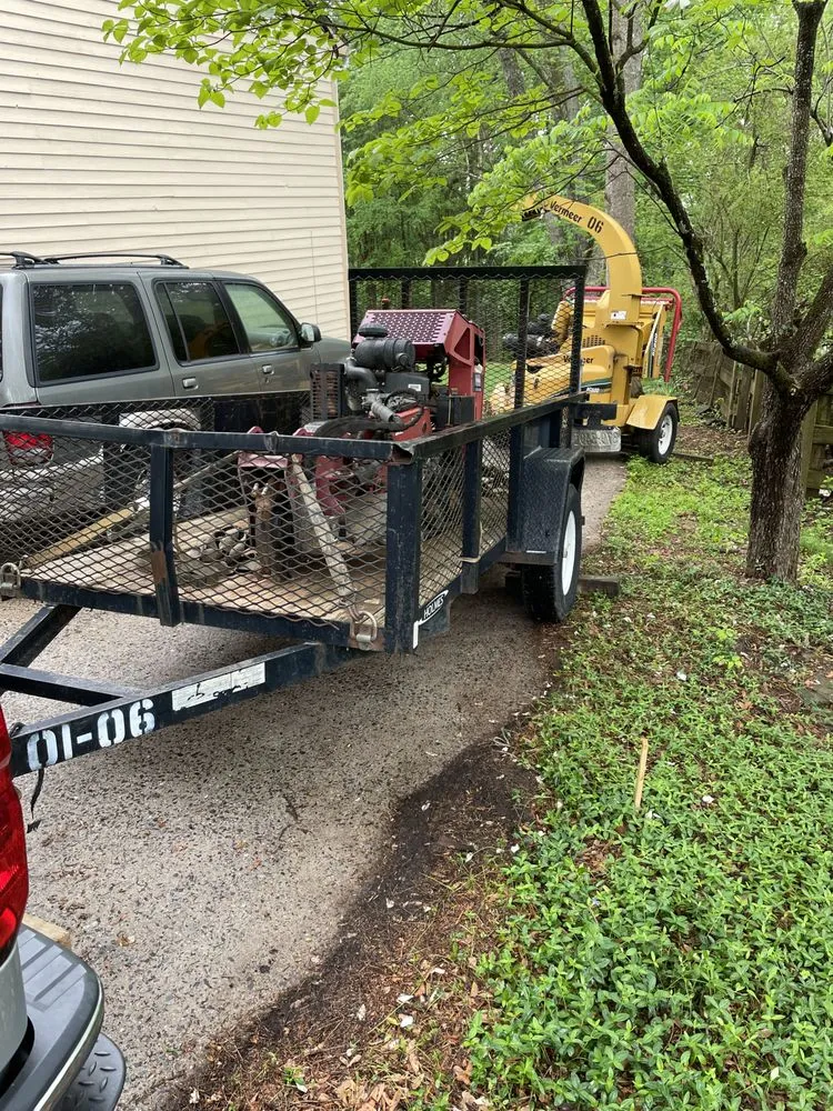 Affordable lawn mowing service for beautiful yards in Lynchburg, VA by Hamby’s Lawn Care & Maintenance