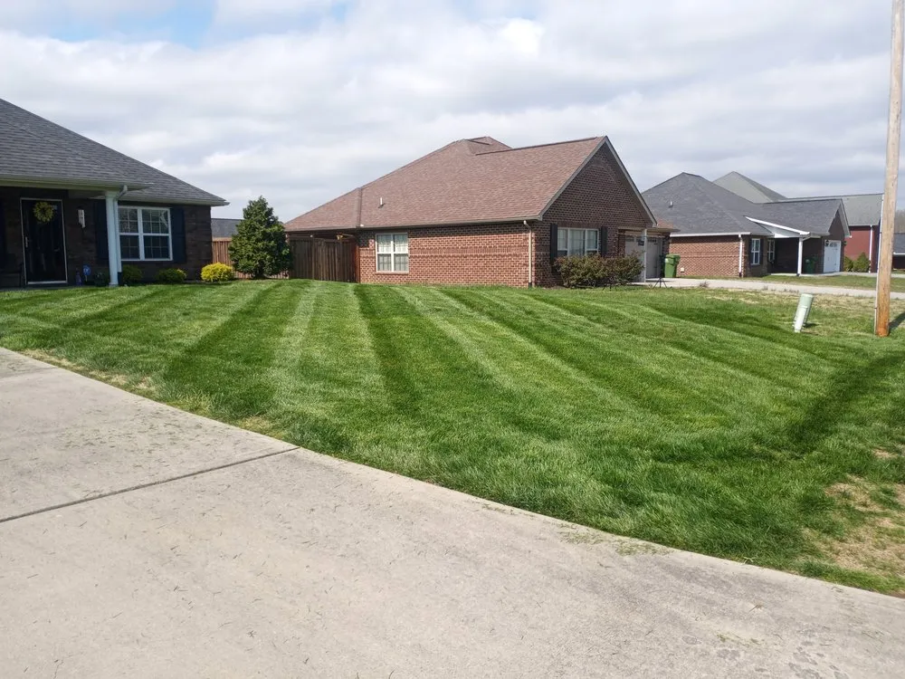 Reliable yard maintenance in Maryville, TN by Hamby's Lawncare and Landscaping