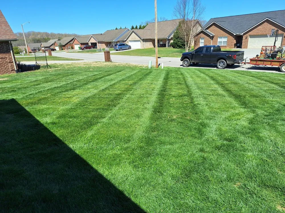 Top-rated garden landscaping in Maryville, TN by Hamby's Lawncare and Landscaping