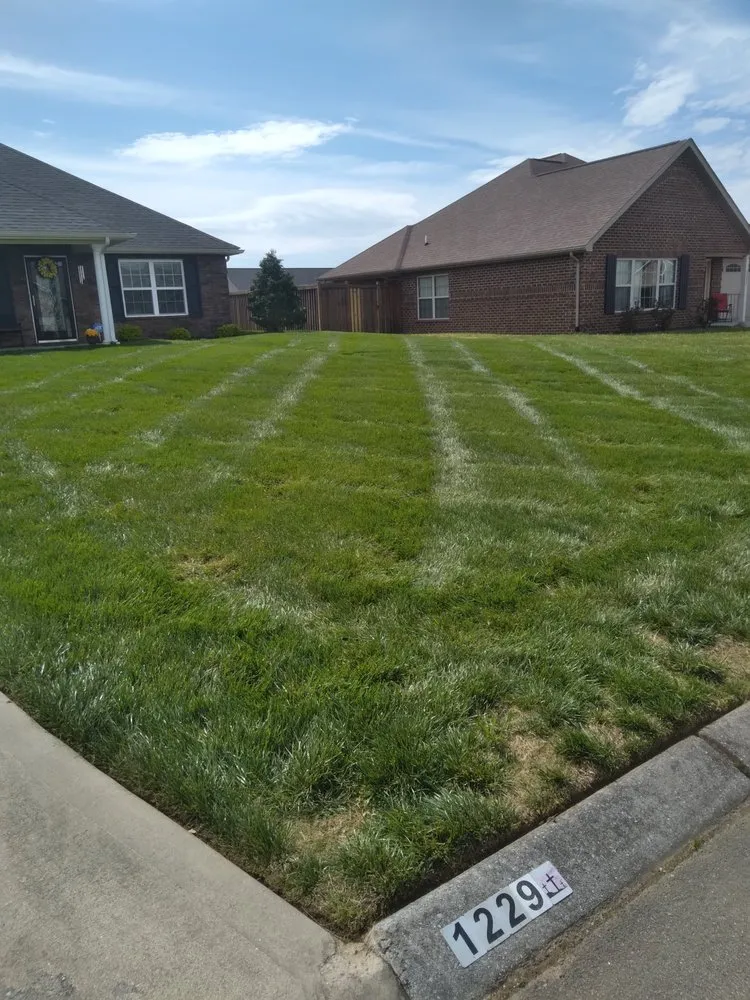 Top-rated lawn care service experts serving Maryville, TN - Hamby's Lawncare and Landscaping