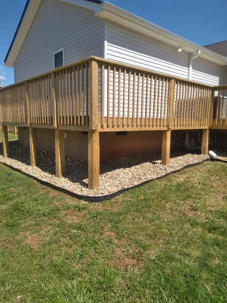 Expert landscape design for beautiful yards in Maryville, TN by Hamby's Lawncare and Landscaping