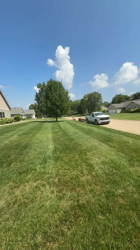 Trusted yard cleanup service in Warsaw, IN - Hamby's Lawncare