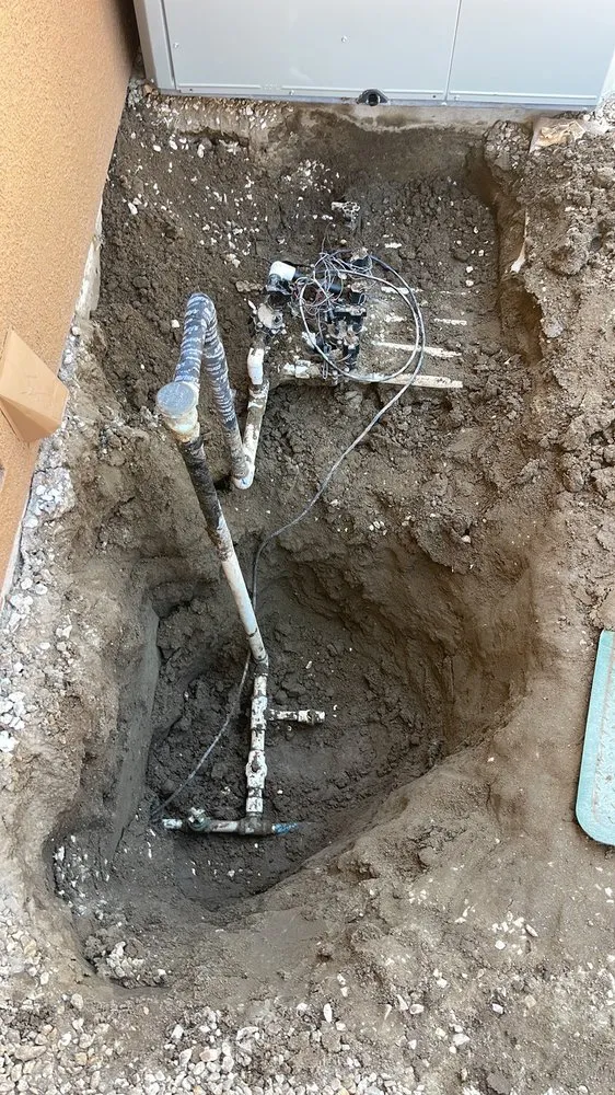 Professional yard cleanup service for outdoor upgrades across Fernley, NV - Hamilton & Martinez Home/Garden & pressure washing solutions