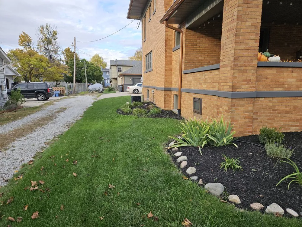 Trusted lawn care service experts serving Noblesville, IN - Hamilton County Lawn Care