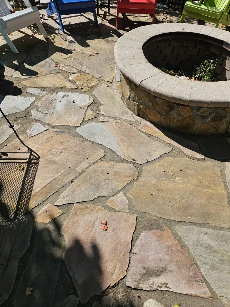 Local lawn care service in Noblesville, IN by Hamilton County Lawn Care