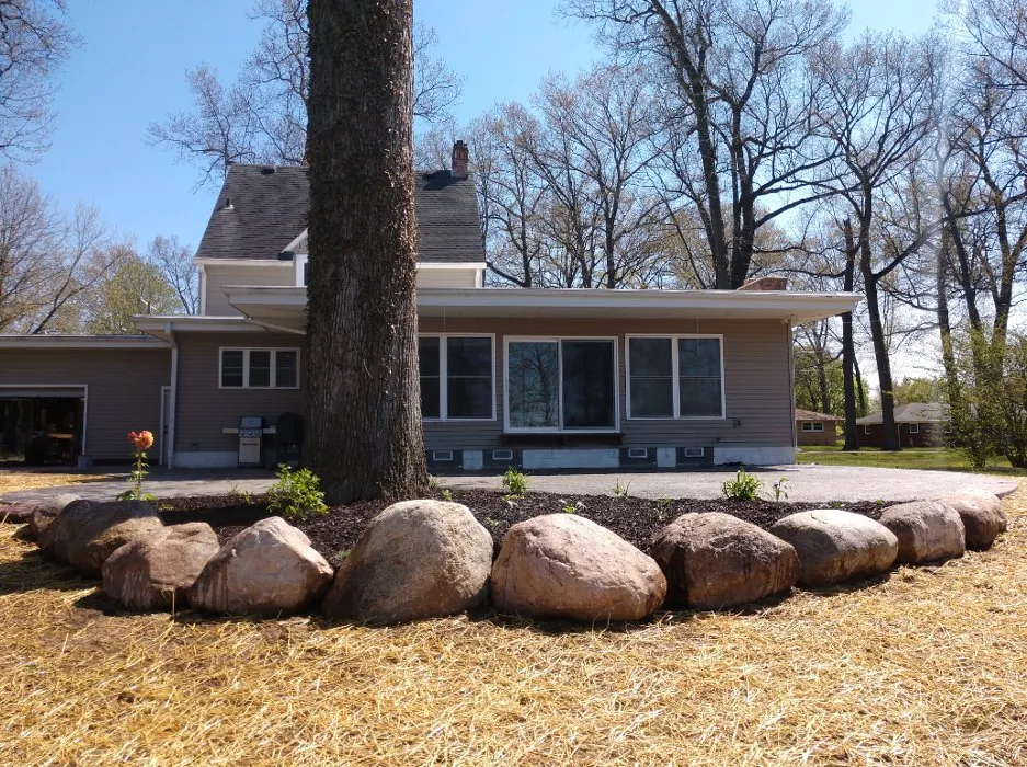 Expert lawn care service for beautiful yards across Battle Creek, MI - Hamilton Landscape Supply & Nursery